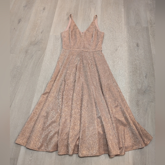 Dress the Population Dresses & Skirts - Dress the Population Rose Pink Metallic V-neck Midi Dress, Women's Small